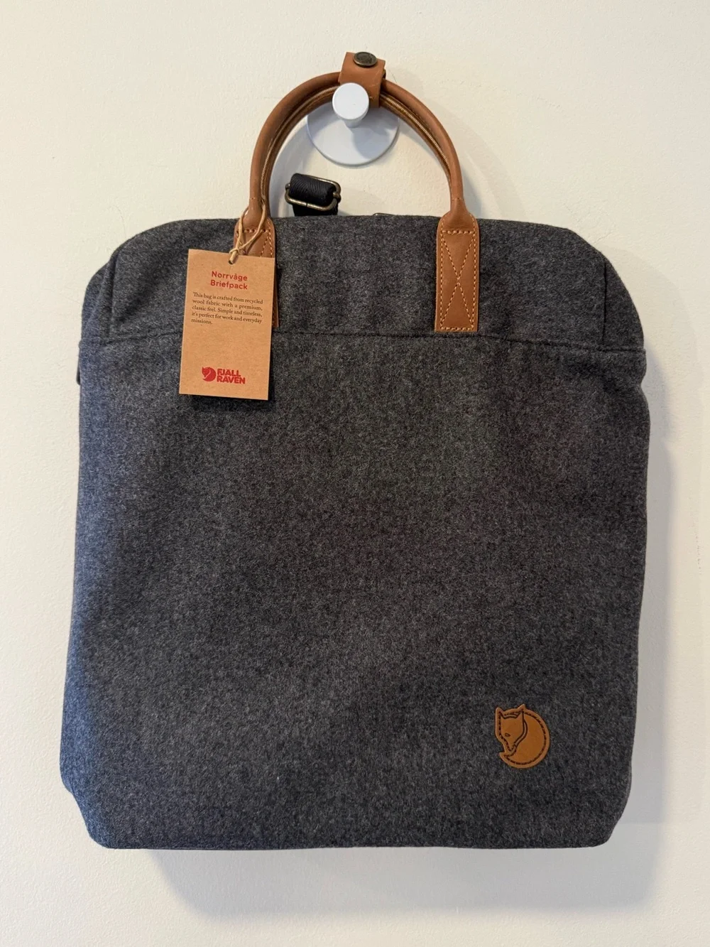 Fjallraven Norrväge NWT Briefpack Grey NORRVAGE BACKPACK $200.00
